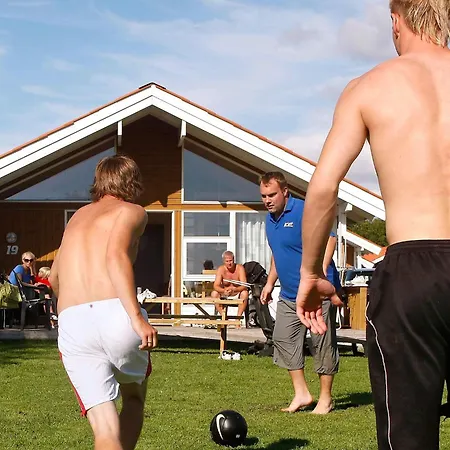 6 Person In Nyaraló Skærbæk