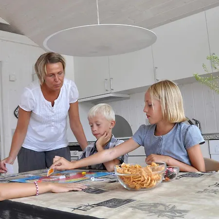 6 Person In בית נופש *