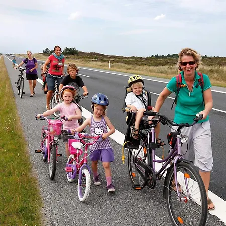 בית נופש 6 Person In