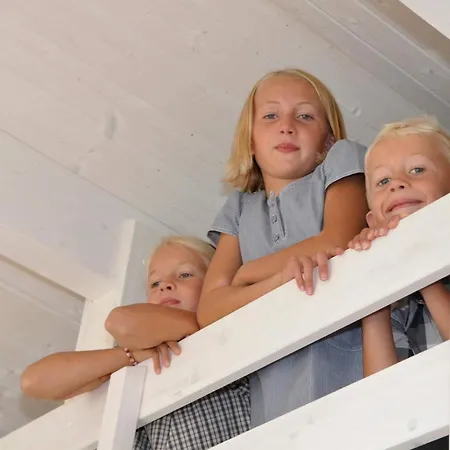 6 Person In Skærbæk